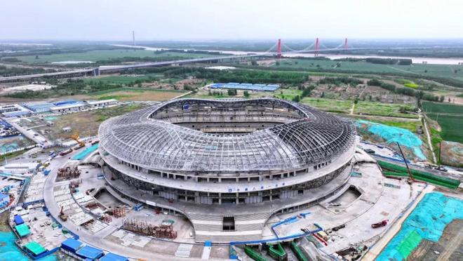 山东首个6万座专业足球场崛起2026年竣
